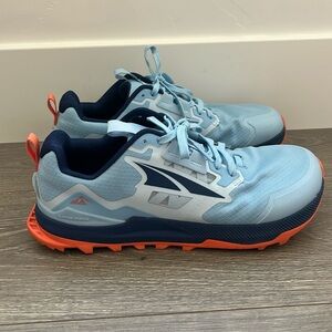 Altra Lone Peak Running Shoe